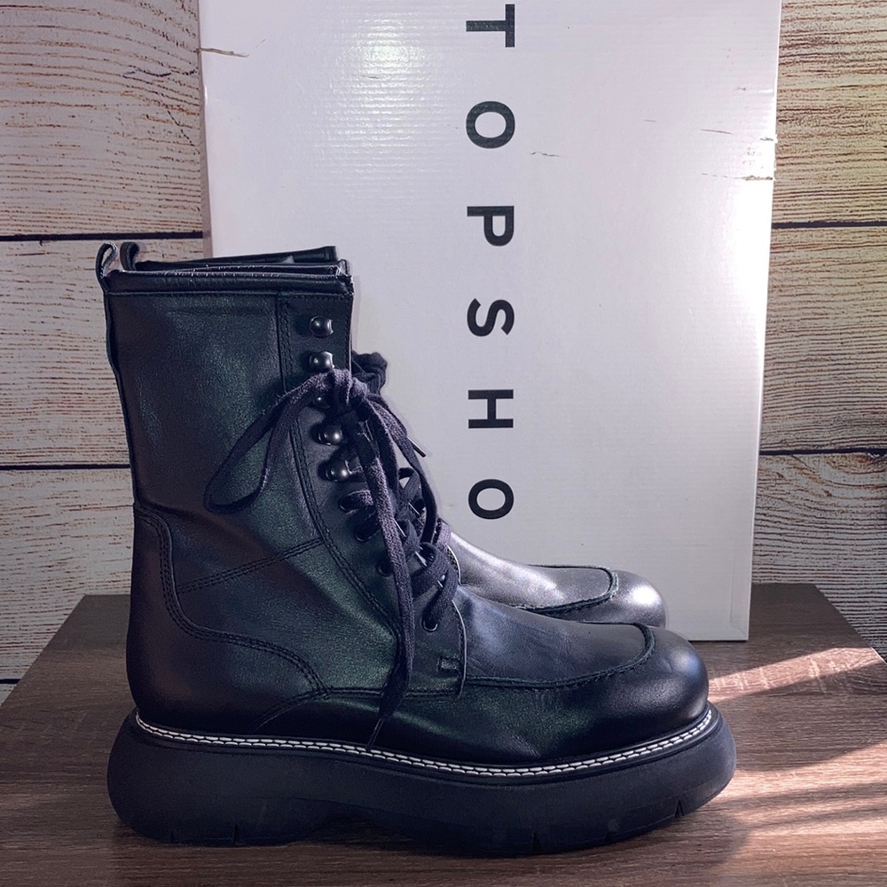 New In Box Topshop Apis leather chunky lace up boots in black Size 7